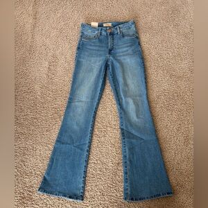Kut From the Kloth - Ana High Rise Fab Ab Flare 
Size 0